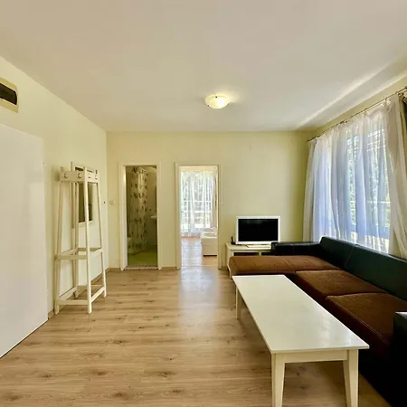 Family 1 Bd In Flores Park By Menada * Слънчев бряг