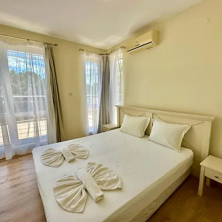 Апартамент Family 1 Bd In Flores Park By Menada